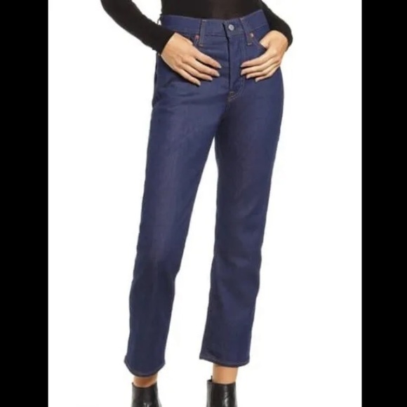 Levi's Premium Wedgie Fringe Pocket Jeans - Picture 11 of 11